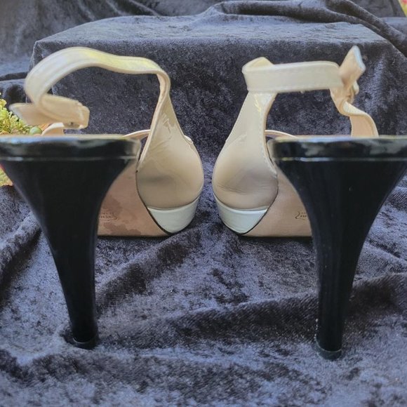 Vaneli Verona Slingback Peep-toe Pumps - Picture 6 of 6